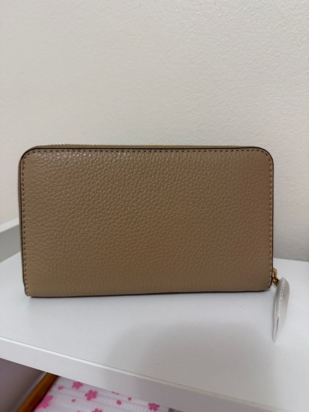 Coach Pebbled Leather Zip Wallet in Taupe with Gold Logo - Picture 3 of 8
